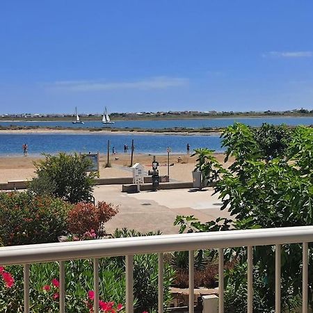 Au Bord De La Plage Du Grazel Gruissan Exterior foto